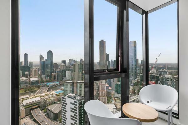 Experience Platinum Hotel Apartments Melbourne Luaran gambar